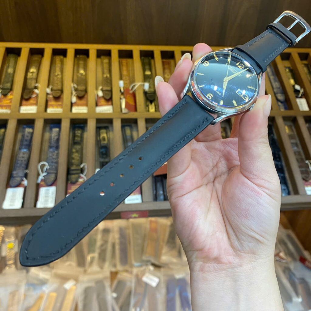 Luxury Black Premium Cowhide Leather Watch Strap for Tissot Heritage Visodate