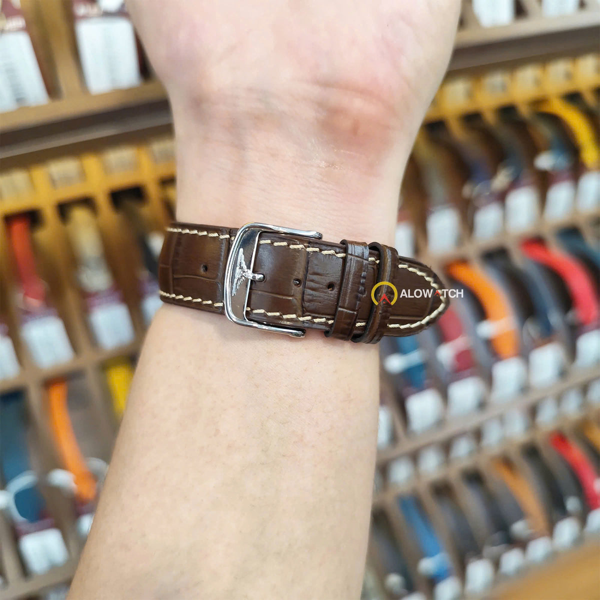 Men's Brown Alligator Leather Watch Strap - Handmade Genuine Leather Watch Band - Aleather Handmade